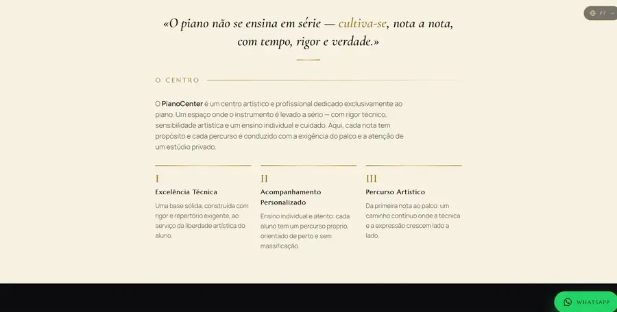 Secção do centro, com os três pilares do ensino em colunas numeradas